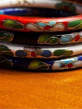 Cloisonné Enamel Bangle Bracelet Set of 4 Floral Gold Trim